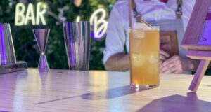 La Barmobile, votre bar à cocktail dans le lieu événementiel Rooftop52 ￼